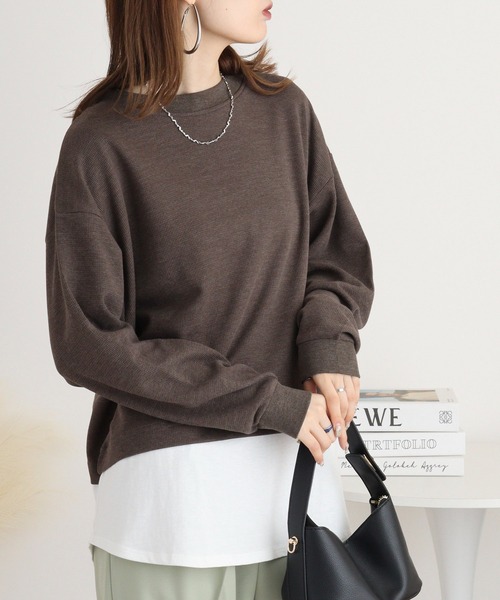 atONE(アットワン)の「ワッフル裾切り替え長袖Tシャツ(Tシャツ/カットソー・レディース・パープル/ブラウン/ブラック/カーキ/チャコールグレー・M-L/4L~5L/LL~3L)」の13枚目の写真
