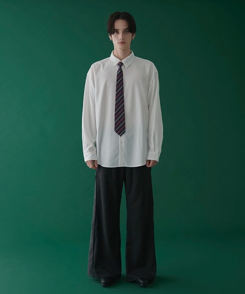 LUCY(ルーシー)の「LUCY/タイ付きロングスリーブシャツ(シャツ/ブラウス・メンズ・ホワイト/ブラック・MEDIUM/LARGE)」の16枚目の写真