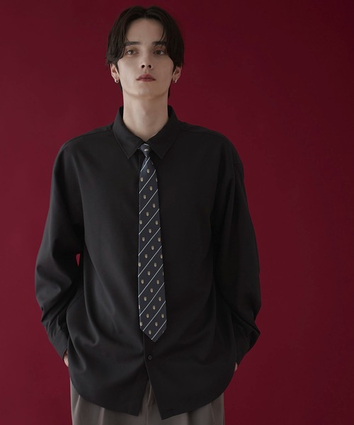 LUCY(ルーシー)の「LUCY/タイ付きロングスリーブシャツ(シャツ/ブラウス・メンズ・ホワイト/ブラック・MEDIUM/LARGE)」の7枚目の写真