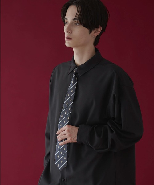 LUCY(ルーシー)の「LUCY/タイ付きロングスリーブシャツ(シャツ/ブラウス・メンズ・ホワイト/ブラック・MEDIUM/LARGE)」の5枚目の写真