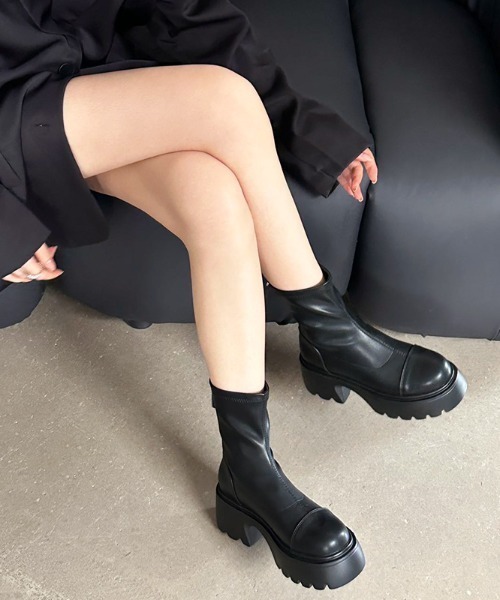 【セール】ショートブーツ 厚底 トラックソール バッグジップ（ブーツ）｜COCOMOMO（ココモモ）