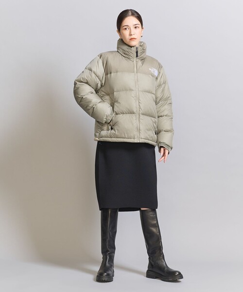 THE NORTH FACE(ザノースフェイス)の「<THE NORTH FACE>NUPTSE ショートヌプシジャケット(ダウンジャケット/コート・レディース・ベージュ/ブラック・L/M)」の4枚目の写真