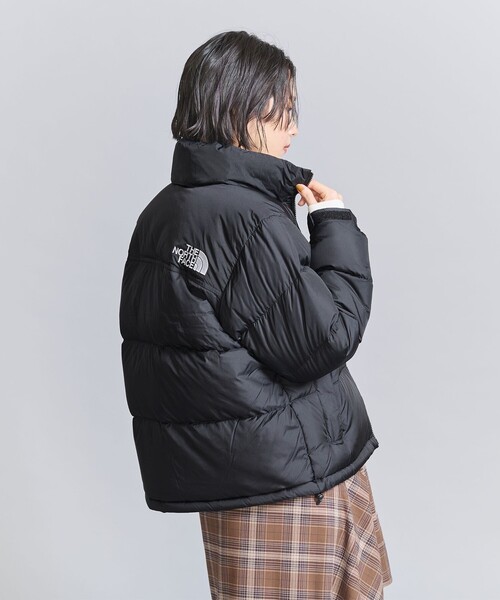 THE NORTH FACE(ザノースフェイス)の「<THE NORTH FACE>NUPTSE ショートヌプシジャケット(ダウンジャケット/コート・レディース・ベージュ/ブラック・L/M)」の7枚目の写真