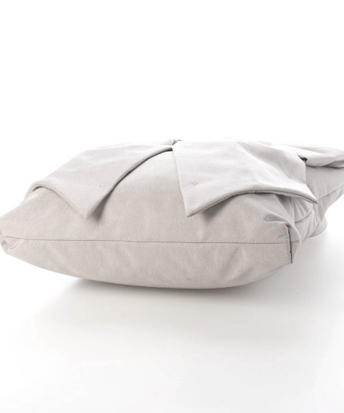 cache cache(カシュ カシュ)の「カシュカシュ cachecache / リボン付タテ型トートバッグ(トートバッグ・レディース・ベージュ/シルバー/ブラック・FREE)」の13枚目の写真