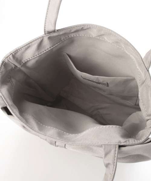 cache cache(カシュ カシュ)の「カシュカシュ cachecache / リボン付タテ型トートバッグ(トートバッグ・レディース・ベージュ/シルバー/ブラック・FREE)」の14枚目の写真