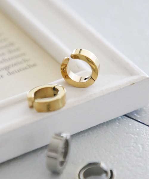 LEPSIM(レプシィム)の「ステンレスイヤークリップ 161577(イヤリング・レディース・シルバー/ゴールド・ONE SIZE)」の1枚目の写真