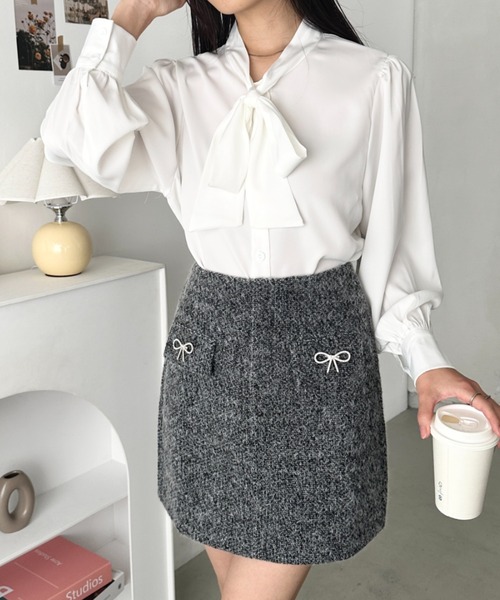 CLEA(クレア)の「インパン裏地付きツイードリボンミニスカート(スカート・レディース・ブラック/グレー・M)」の1枚目の写真