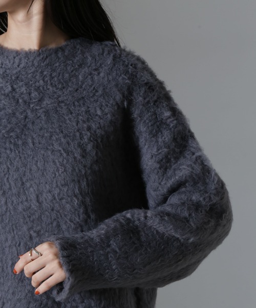 NANO universe（ナノユニバース）の「カール起毛クルーネックニット（ニット/セーター・レディース・ピンク/グレー系その他4/チャコール・FREE）」の11枚目の写真