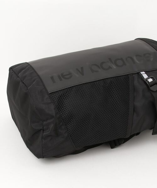 NEW BALANCE（ニューバランス）の「トップローディングバックパック20L（バックパック/リュック・メンズ・ブラック/グリーン系カモフラージュ/ブラック×ホワイト・ONE SIZE）」の22枚目の写真