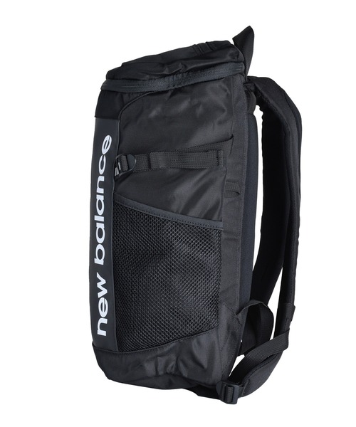 NEW BALANCE(ニューバランス)の「トップローディングバックパック20L(バックパック/リュック・メンズ・ブラック/グリーン系カモフラージュ/ブラック×ホワイト・ONE SIZE)」の11枚目の写真