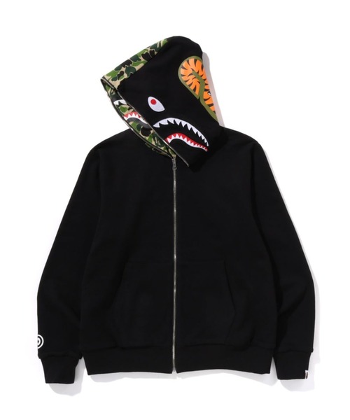 A BATHING APE（アベイシングエイプ）の「ABC CAMO REVERSIBLE