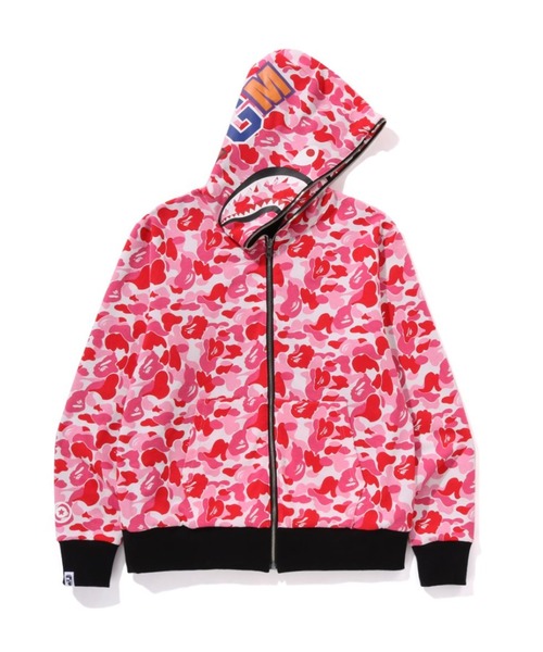 A BATHING APE（アベイシングエイプ）の「ABC CAMO REVERSIBLE