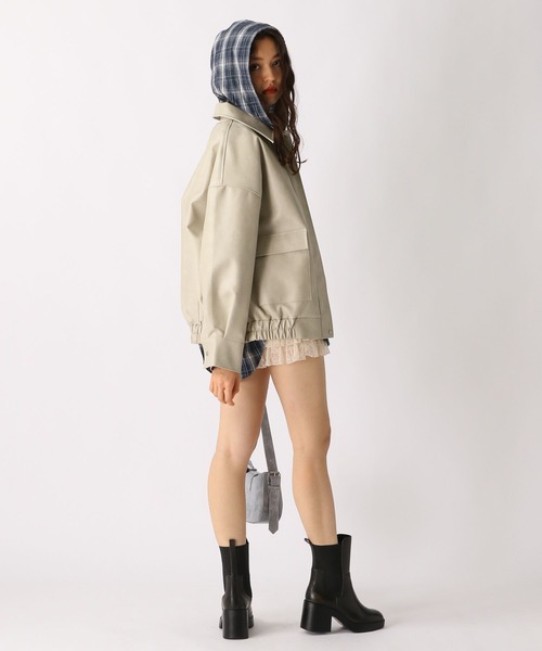 FOREVER 21（フォーエバー トゥエンティーワン）の「【2025SS】ヴィンテージライクフェイクレザービッグブルゾン（ブルゾン・レディース・グレー/ブラック/ブラウン/ナチュラル・FREE）」の7枚目の写真