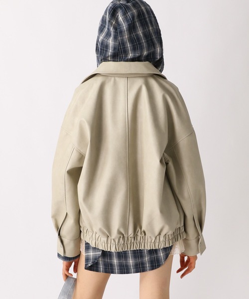 FOREVER 21（フォーエバー トゥエンティーワン）の「【2025SS】ヴィンテージライクフェイクレザービッグブルゾン（ブルゾン・レディース・グレー/ブラック/ブラウン/ナチュラル・FREE）」の10枚目の写真