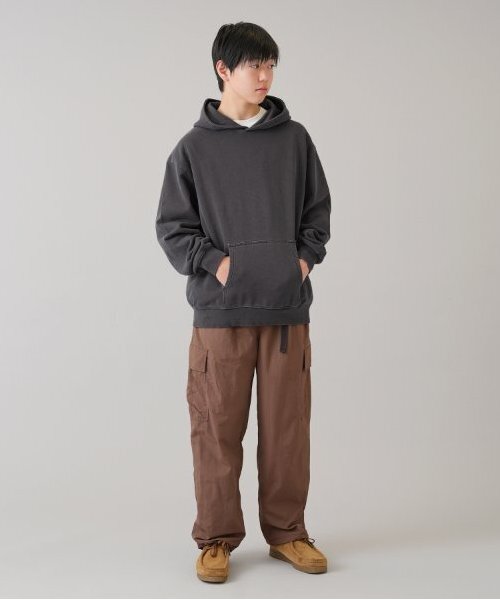 GLAZOS(グラソス)の「【大人向けサイズあり】裏毛・ピグメント加工刺繍ロゴパーカー(パーカー・キッズ・グリーン/チャコールグレー/ブルー・S/LL/L/M)」の17枚目の写真