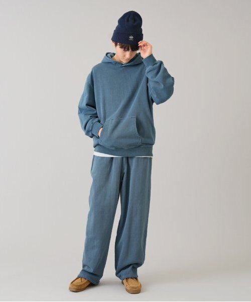 GLAZOS(グラソス)の「【大人向けサイズあり】裏毛・ピグメント加工刺繍ロゴパーカー(パーカー・キッズ・グリーン/チャコールグレー/ブルー・S/LL/L/M)」の15枚目の写真