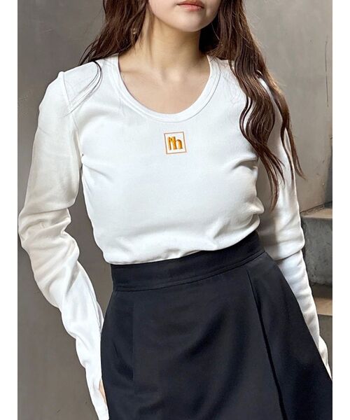 MURUA（ムルーア）の「マークロゴクロップドトップス（Tシャツ/カットソー・レディース・ブラック/グレー/ホワイト/ピンク/ネイビー・FREE）」の2枚目の写真