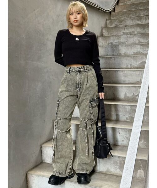 MURUA（ムルーア）の「マークロゴクロップドトップス（Tシャツ/カットソー・レディース・ブラック/グレー/ホワイト/ピンク/ネイビー・FREE）」の16枚目の写真