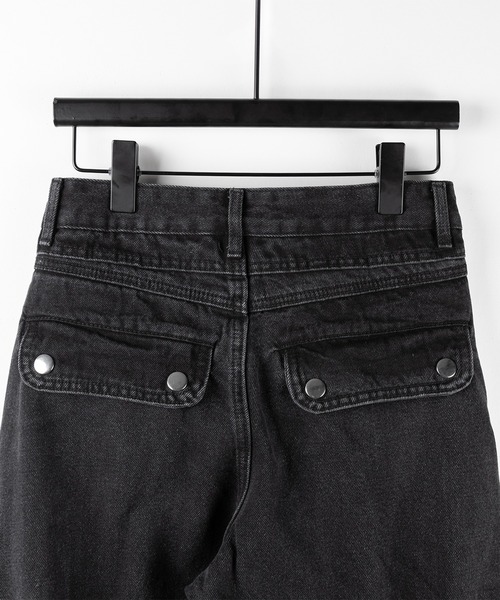 me+em select(ミームセレクト)の「【 4size 】カーゴプリーツブラックヴィンテージワイドデニム /cargo pleated black vintage wide denim(デニムパンツ・レディース・ブラック・X-LARGE/LARGE/MEDIUM/SMALL)」の18枚目の写真