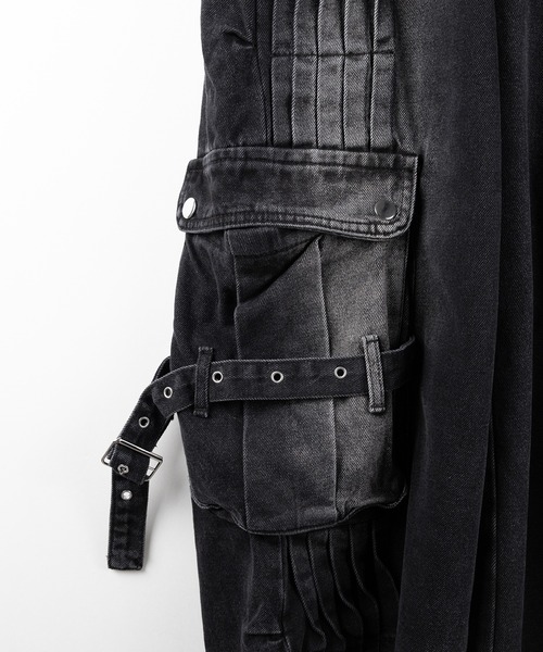 me+em select(ミームセレクト)の「【 4size 】カーゴプリーツブラックヴィンテージワイドデニム /cargo pleated black vintage wide denim(デニムパンツ・レディース・ブラック・X-LARGE/LARGE/MEDIUM/SMALL)」の19枚目の写真
