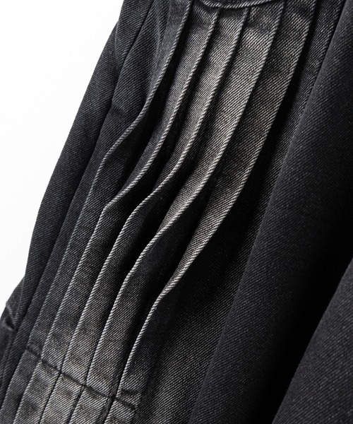 me+em select(ミームセレクト)の「【 4size 】カーゴプリーツブラックヴィンテージワイドデニム /cargo pleated black vintage wide denim(デニムパンツ・レディース・ブラック・X-LARGE/LARGE/MEDIUM/SMALL)」の20枚目の写真