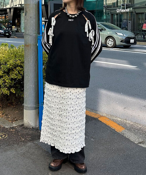 CIAOPANIC（チャオパニック）の「スリットリボンレースラインラグラントップス（Tシャツ/カットソー・レディース・グリーン/ボルドー/ブラック/ネイビー・ONE SIZE）」の5枚目の写真