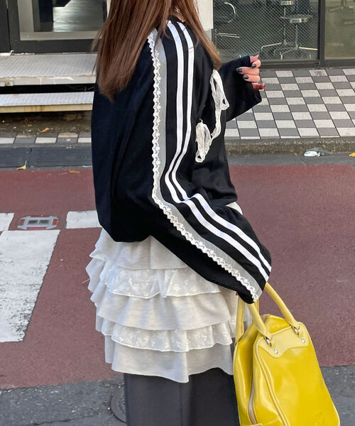 CIAOPANIC（チャオパニック）の「スリットリボンレースラインラグラントップス（Tシャツ/カットソー・レディース・グリーン/ボルドー/ブラック/ネイビー・ONE SIZE）」の9枚目の写真