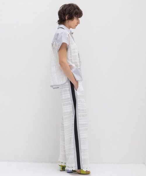 AULA AILA（アウラアイラ）の「レースストライプコンビネーションシャツ（シャツ/ブラウス・レディース・ネイビー/ホワイト/ブラック・0）」の11枚目の写真