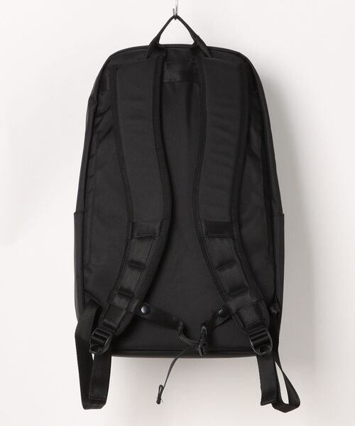 NEW ERA(ニューエラ)の「【NEW ERA/ニューエラ】SMART PACK UUC(バックパック/リュック・メンズ・ブラック・FREE)」の2枚目の写真
