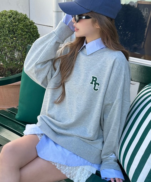 RAY CASSIN(レイカズン)の「襟付ロゴルーズスウェット(スウェット・レディース・ホワイト/グレー/ネイビー・FREE)」の2枚目の写真