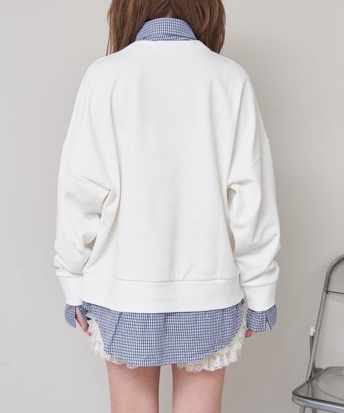 RAY CASSIN(レイカズン)の「襟付ロゴルーズスウェット(スウェット・レディース・ホワイト/グレー/ネイビー・FREE)」の5枚目の写真