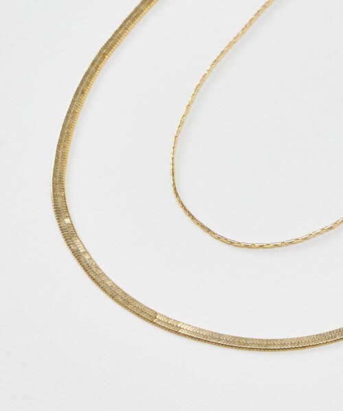 allureville(アルアバイル)の「レイヤードチェーンネックレス(ネックレス・レディース・ゴールド・FREE)」の4枚目の写真