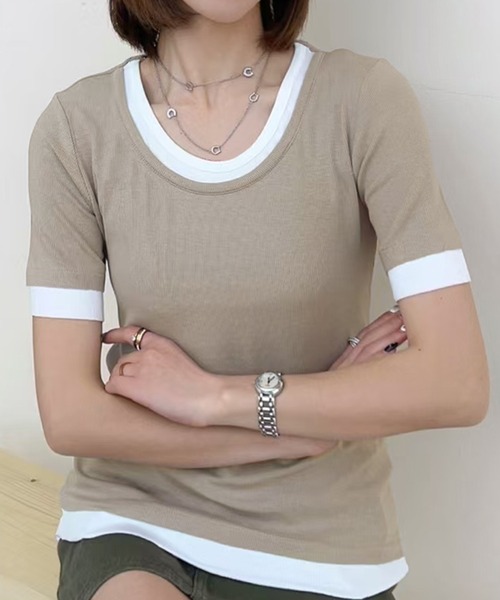 LOWO(ロワ)の「レイヤードデザインUネックTシャツ カットソー(Tシャツ/カットソー・レディース・チャコールグレー/ベージュ/オフホワイト・FREE)」の3枚目の写真