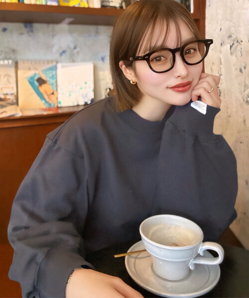 KOBE LETTUCE（コウベレタス）の「[ yuri.さんコラボ ]刺繍入りスウェットトップス（スウェット・レディース・ホワイト系/グレー/グレー系/ブラック/ホワイト/ピンク/ネイビー/ブラウン系/ブラウン/オートミール/アイボリー系/グレー系1/ピンク系/イエロー系・M1/M/M2）」の6枚目の写真