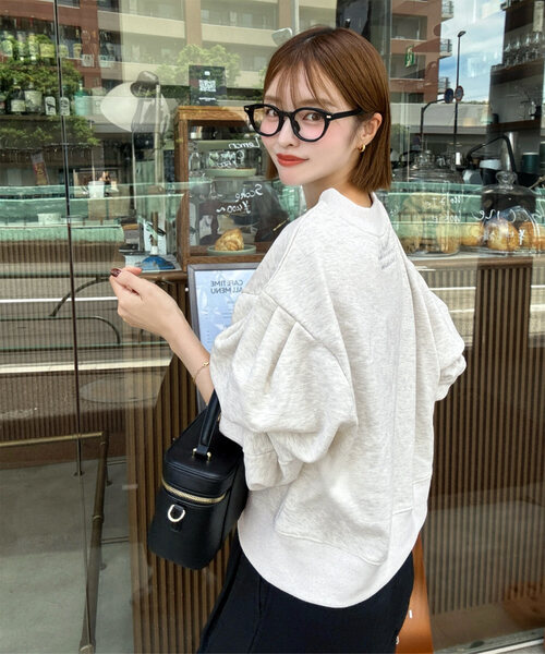 KOBE LETTUCE（コウベレタス）の「[ yuri.さんコラボ ]刺繍入りスウェットトップス（スウェット・レディース・ホワイト系/グレー/グレー系/ブラック/ホワイト/ピンク/ネイビー/ブラウン系/ブラウン/オートミール・M1/M）」の8枚目の写真