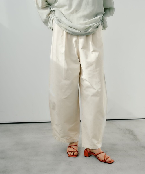 LEPSIM（レプシィム）の「チューブストラップサンダル　323225（サンダル・レディース・ブラック/オレンジ・MEDIUM/LARGE）」の5枚目の写真