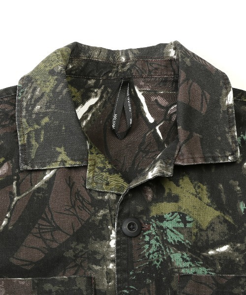 バイオストーンウォッシュ迷彩オープンカラーデニムジャケット