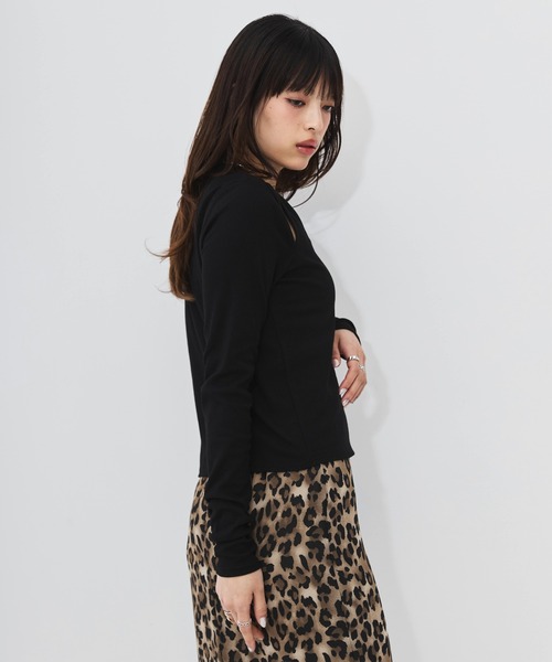 DIP IN CHOCOLATE(ディップインチョコレート)の「肩開き細リブトップス【DIP IN CHOCOLATE】(Tシャツ/カットソー・レディース・ブラック/ブラウン/グリーン/クリーム・F)」の7枚目の写真