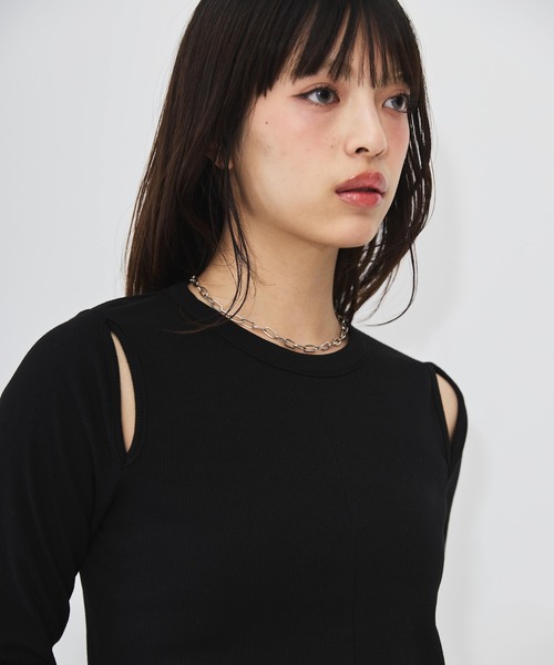 DIP IN CHOCOLATE(ディップインチョコレート)の「肩開き細リブトップス【DIP IN CHOCOLATE】(Tシャツ/カットソー・レディース・ブラック/ブラウン/グリーン/クリーム・F)」の6枚目の写真