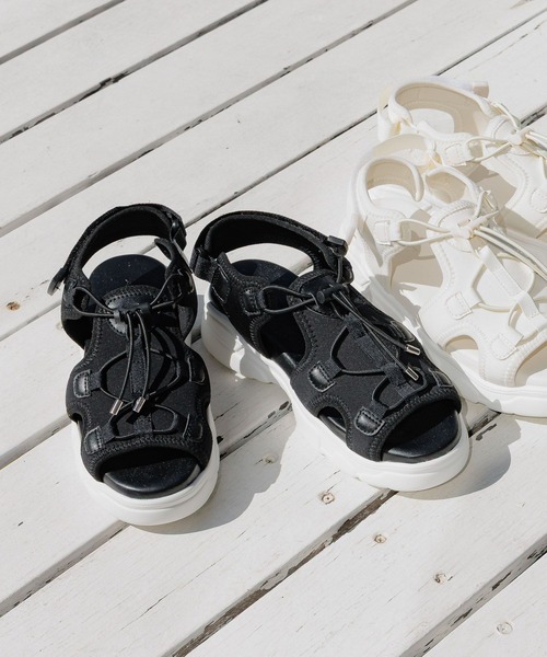 GLOBAL WORK（グローバルワーク）の「アソート厚底サンダル/324586（サンダル・キッズ・オフホワイト/ブラック系9/ブラック系・21cm/20cm/23cm/22cm）」の9枚目の写真