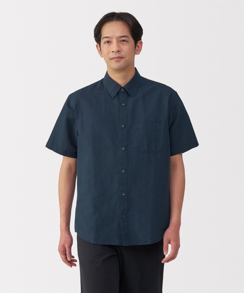 無印良品（ムジルシリョウヒン）の「紳士　ヘンプコットン半袖シャツ（シャツ/ブラウス・メンズ・スモーキーグリーン系/ネイビー/サンドベージュ/ホワイト・S/M/L/XL）」の4枚目の写真