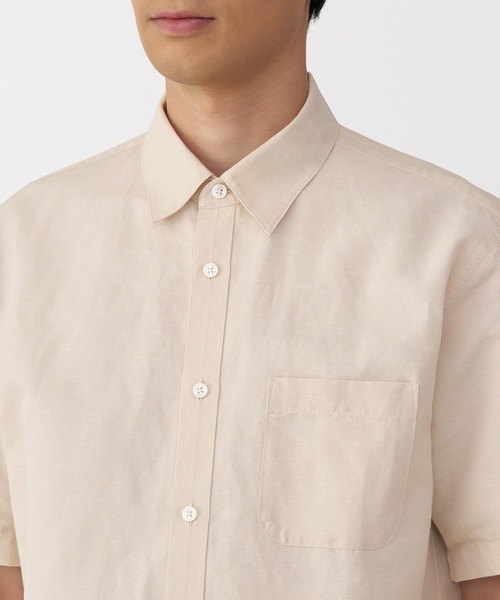 無印良品（ムジルシリョウヒン）の「紳士　ヘンプコットン半袖シャツ（シャツ/ブラウス・メンズ・スモーキーグリーン系/ネイビー/サンドベージュ/ホワイト・S/M/L/XL）」の21枚目の写真