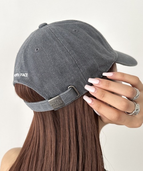 THE NORTH FACE(ザノースフェイス)の「国内未発売 THE NORTH FACE(ザ・ノースフェイス)/ワンポイント ロゴ刺繍 キャップ 帽子/LOGO BALL CAP(キャップ・レディース・ブラック/ピンク/ブルー/グレー/ライトグレー/ベージュ/ブラック系その他/アイボリー・FREE)」の14枚目の写真