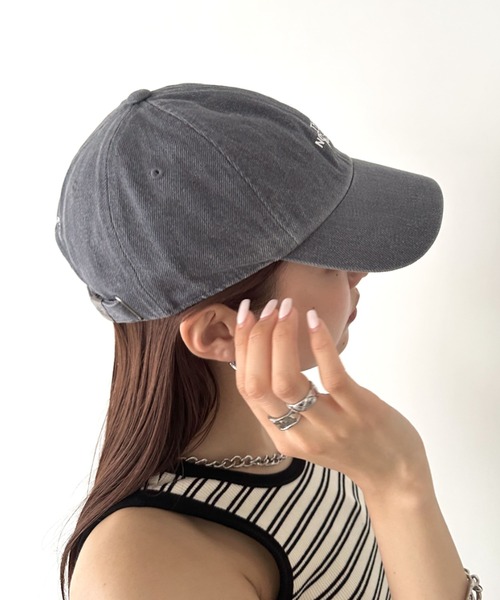 THE NORTH FACE(ザノースフェイス)の「国内未発売 THE NORTH FACE(ザ・ノースフェイス)/ワンポイント ロゴ刺繍 キャップ 帽子/LOGO BALL CAP(キャップ・レディース・ブラック/ピンク/ブルー/グレー/ライトグレー/ベージュ/ブラック系その他/アイボリー・FREE)」の11枚目の写真