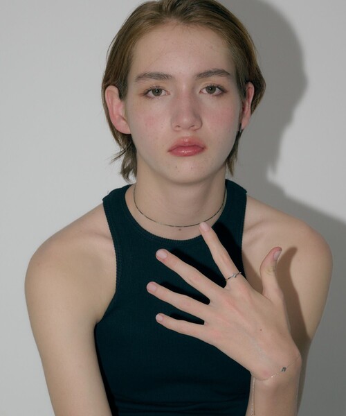 and cloud(アンドクラウド)の「Minimum Square Ring(リング・レディース・イエローゴールド/シルバー/ブラック・13号/11号/9号/15号)」の6枚目の写真