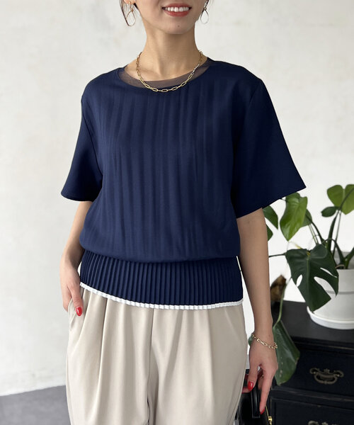 Chez toi（シェトワ）の「スリムプリーツ切替ブラウス（シャツ/ブラウス・レディース・ネイビー/オレンジ/オフホワイト・FREE）」の3枚目の写真