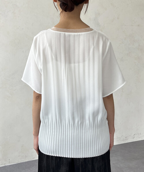 Chez toi（シェトワ）の「スリムプリーツ切替ブラウス（シャツ/ブラウス・レディース・ネイビー/オレンジ/オフホワイト・FREE）」の15枚目の写真