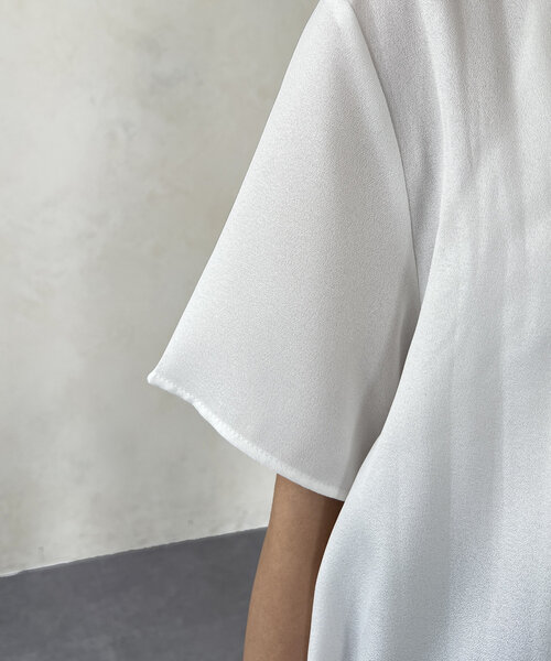 Chez toi（シェトワ）の「スリムプリーツ切替ブラウス（シャツ/ブラウス・レディース・ネイビー/オレンジ/オフホワイト・FREE）」の20枚目の写真