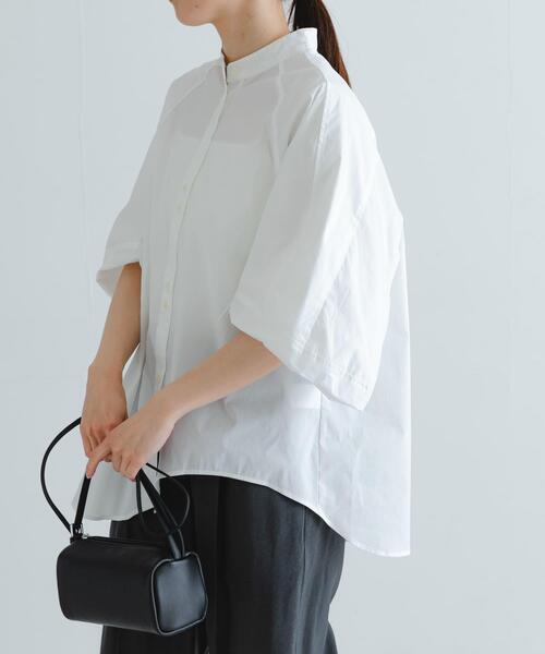 URBAN RESEARCH（アーバンリサーチ）の「イレギュラーヘムスタンドカラーブラウス（シャツ/ブラウス・レディース・オフホワイト/グレー系その他/ブルー系その他・FREE）」の5枚目の写真
