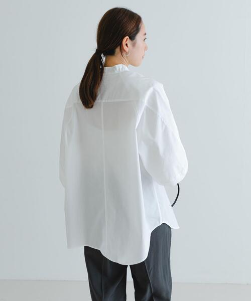 URBAN RESEARCH（アーバンリサーチ）の「イレギュラーヘムスタンドカラーブラウス（シャツ/ブラウス・レディース・オフホワイト/グレー系その他/ブルー系その他・FREE）」の10枚目の写真